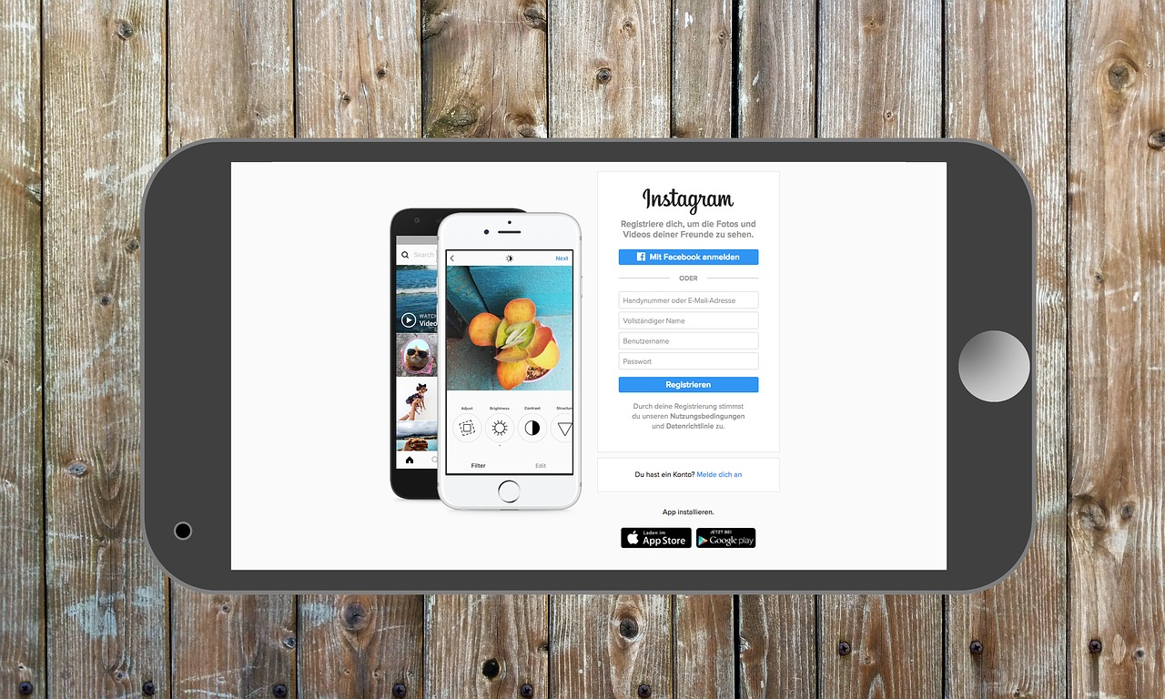 A phone screen with Instagram on it.