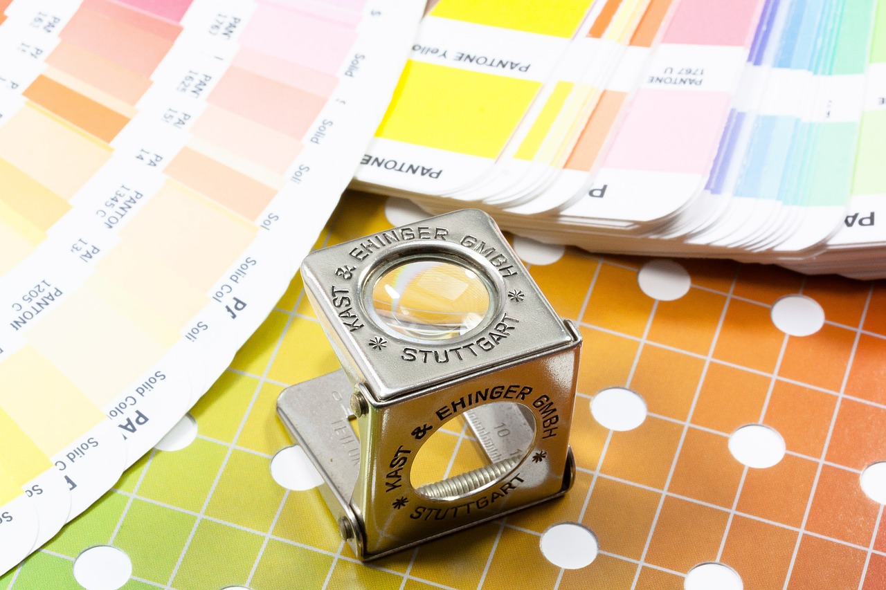 Pantone.