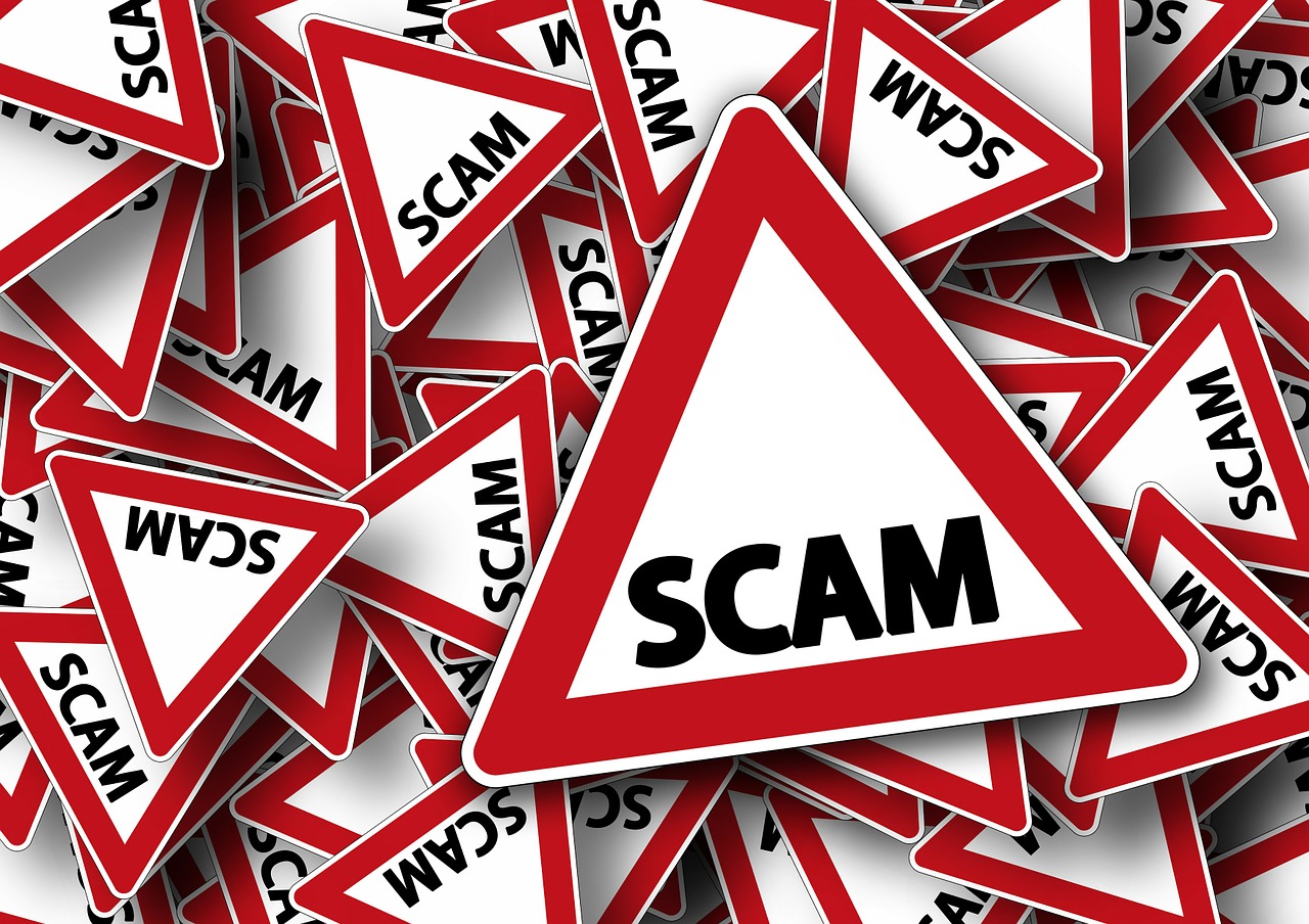 Graphic that reads, "scam".