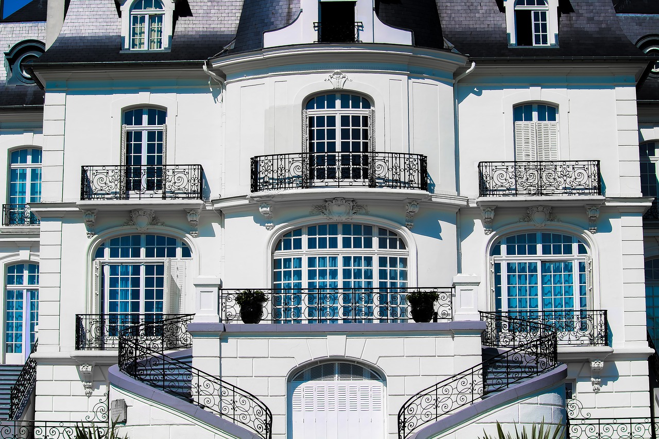 Front of a mansion.